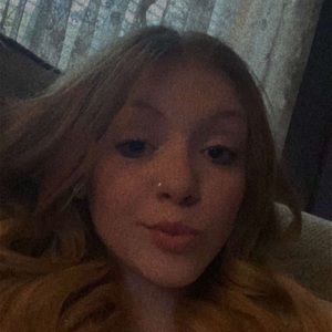 Meet your Posher, Alivia